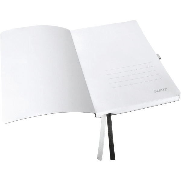 Leitz Style Anteckningsbok A5, linjerat, svart