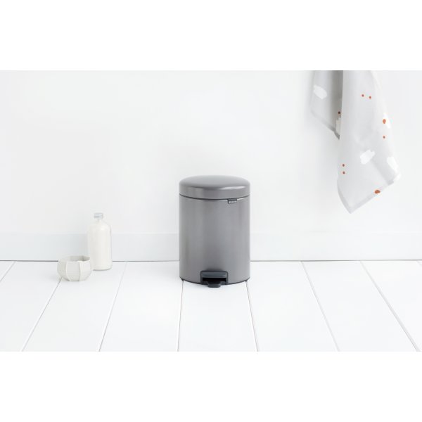 Brabantia Pedalhink 5 L, platinum