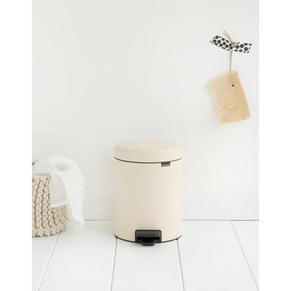Brabantia Pedalspand, 5 L, almond