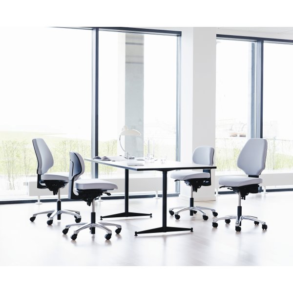 Kontorsstol RH Activ 200 Låg rygg Medium sits Sv.