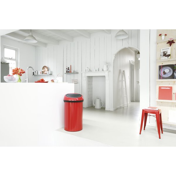 Brabantia Touch Bin 60 L, passion red