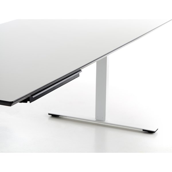 Slim Tray Small udtræksskuffe i sort 