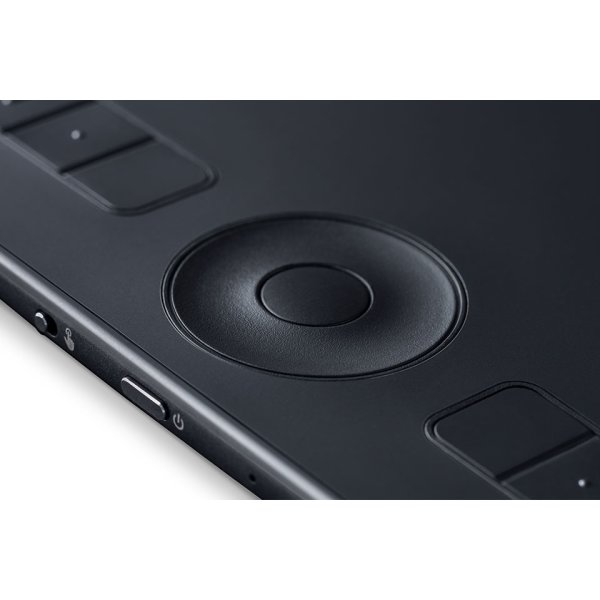 WACOM Intuos Pro medium svart ritplatta