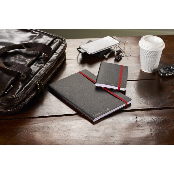Oxford Black n' Red Soft Anteckningsbok A5, linjer