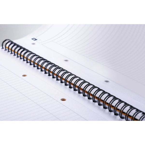 Oxford Int. Notebook Spiralblock A4+, linjerat