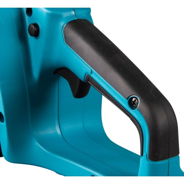 Makita motorsåg 18V inkl. batteri och laddare