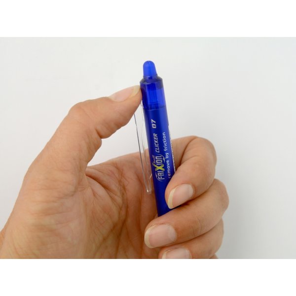 Pilot FriXion Clicker penna, 0,7 mm, blåsvart