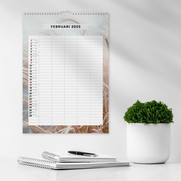 Burde 2025 Familjekalender, Modern