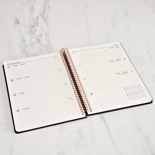 Kozo 2026 Kalender | A5 | Vecka | Svart