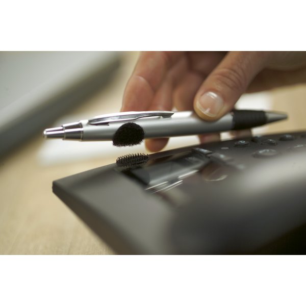 tesa on & off Rund borrelåstapet | Ø16 | Vit