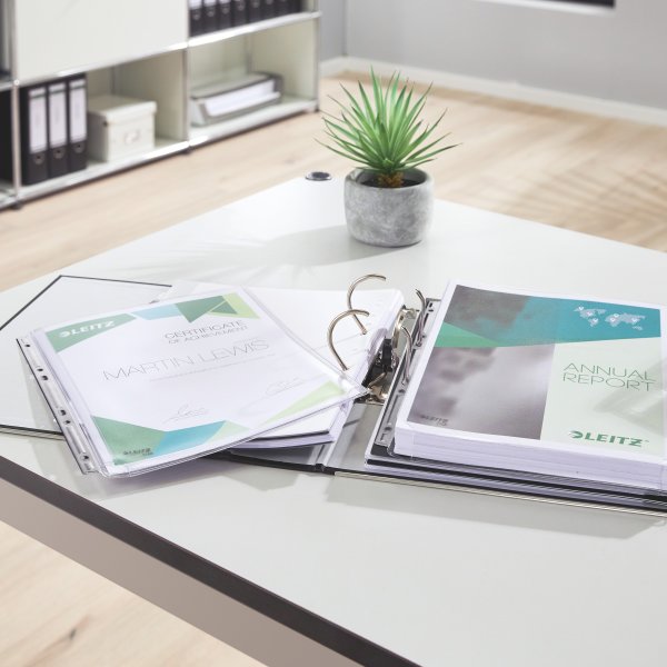 Leitz Plastficka | A4 | Exp. med hål| 3 st.