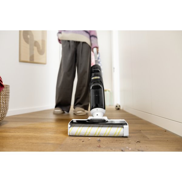 Kärcher Golvrengörare/dammsugare FCV 4