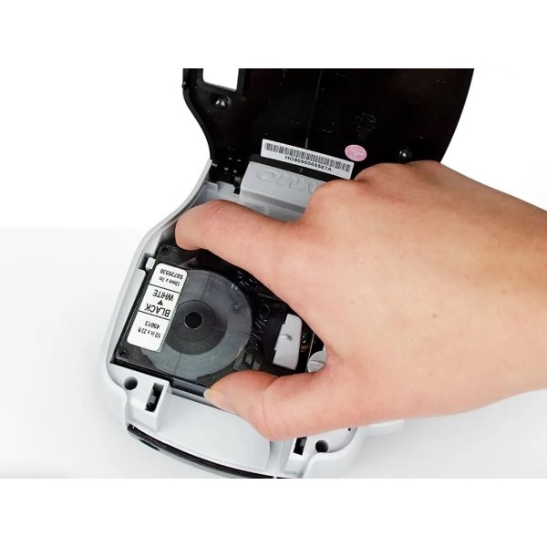 Dymo D1 etikettape, 19 mm, svart på vit