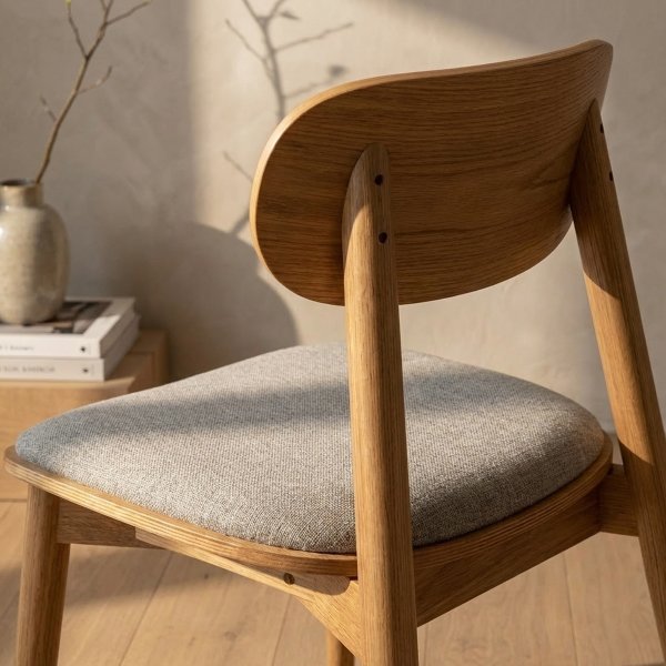 NordicLine kantinstol, ek/klädd sits