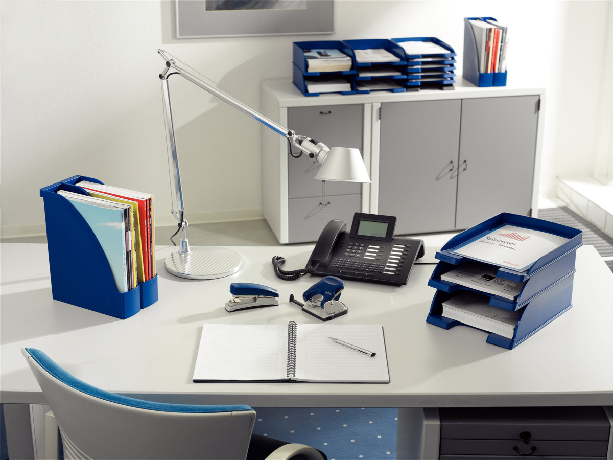 Leitz Plus Standard brevkorg, grå