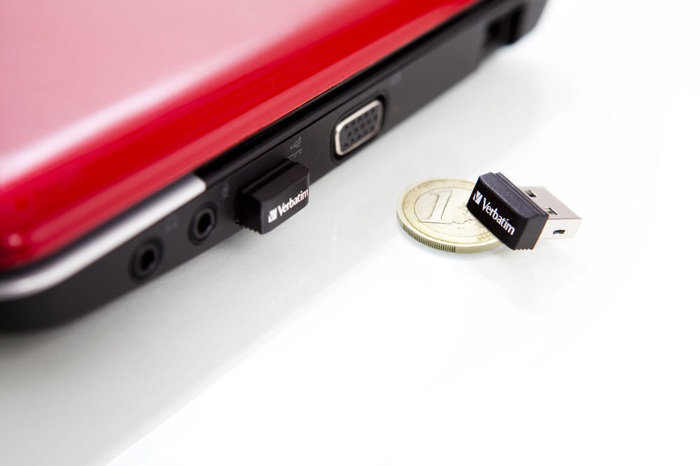 Verbatim 32 GB Store ‘N’ Stay Nano USB-sticka