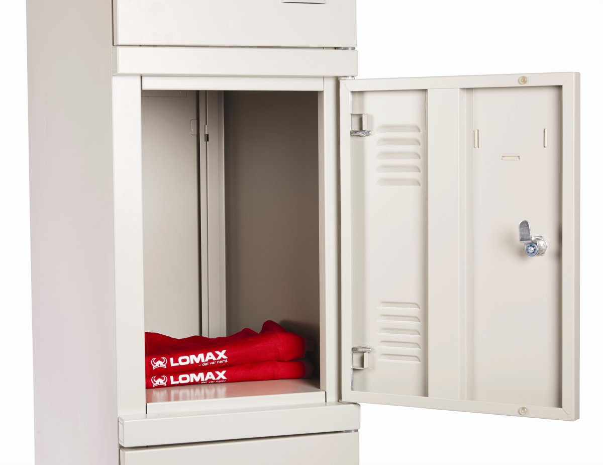 Omklädningsskåp Lomax 4 dörrar H180xB30xD50 cm