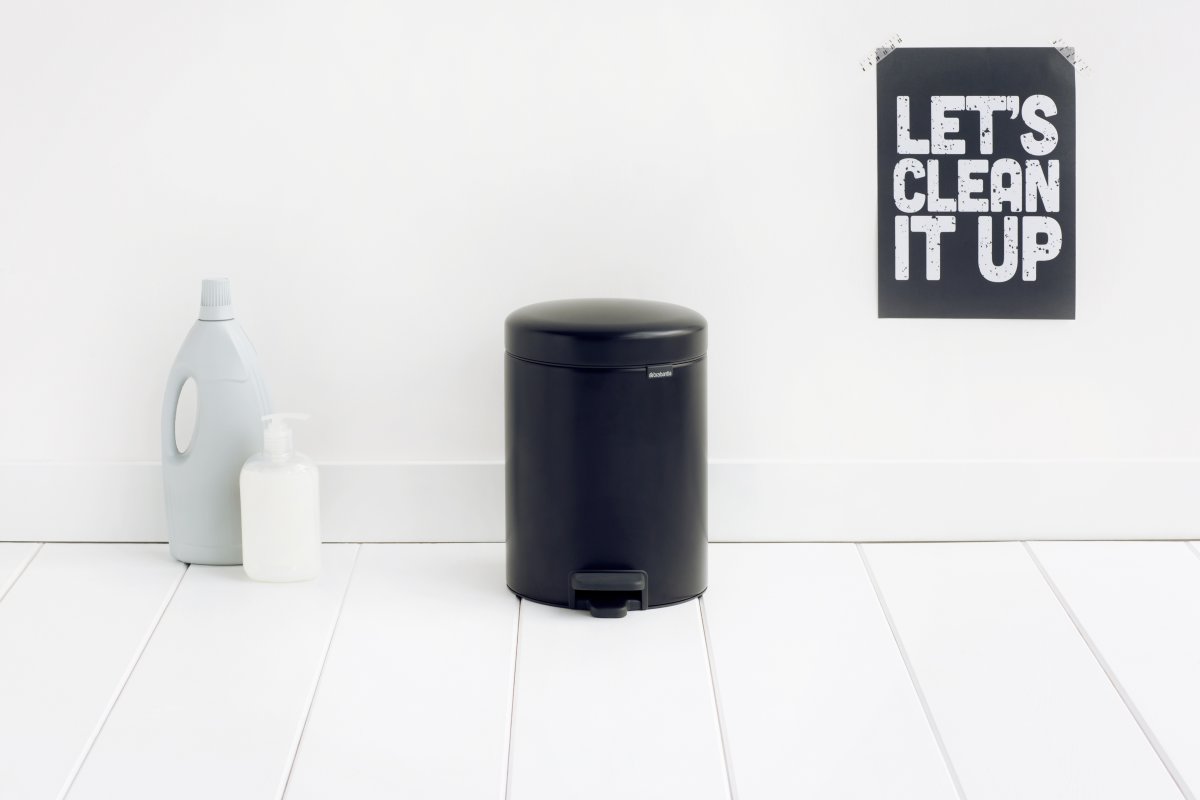 Brabantia Pedalhink 5 L, matt black
