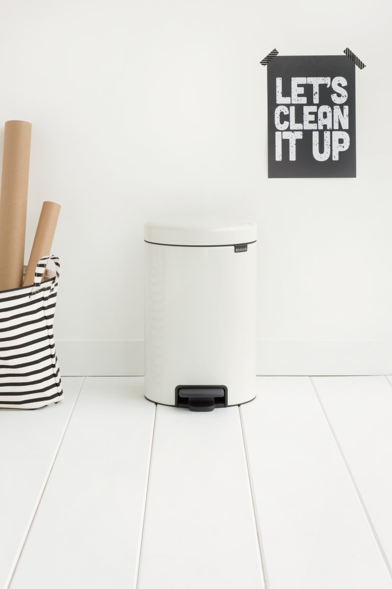 Brabantia Pedalhink 12 L, white