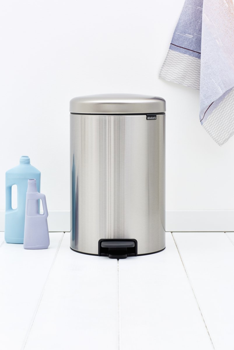 Brabantia Pedalhink 20 L, matt steel