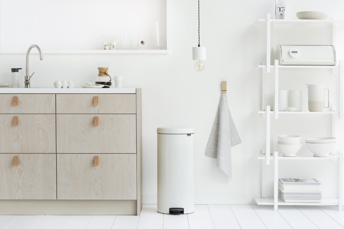 Brabantia Pedalhink 30 L, white