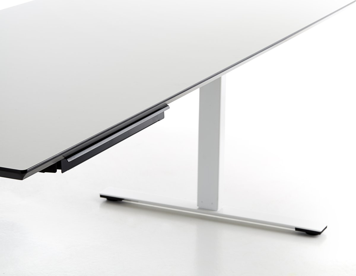 Slim Tray Small udtræksskuffe i sort 