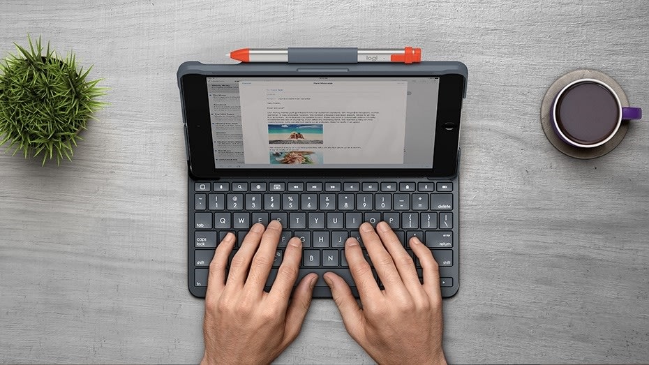 Surfplattefodral Logitech Slim Folio Tangentbord i