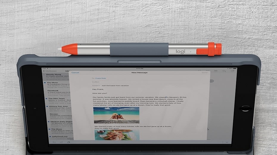 Surfplattefodral Logitech Slim Folio Tangentbord i