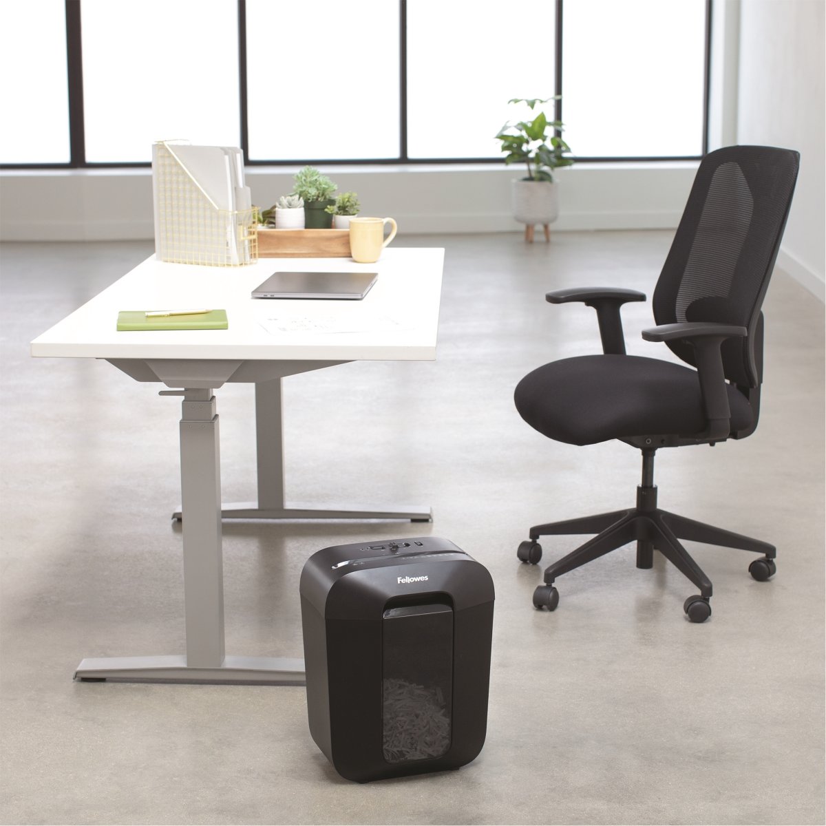 Fellowes Powershred LX45 Cross-cut dokumentförstö.