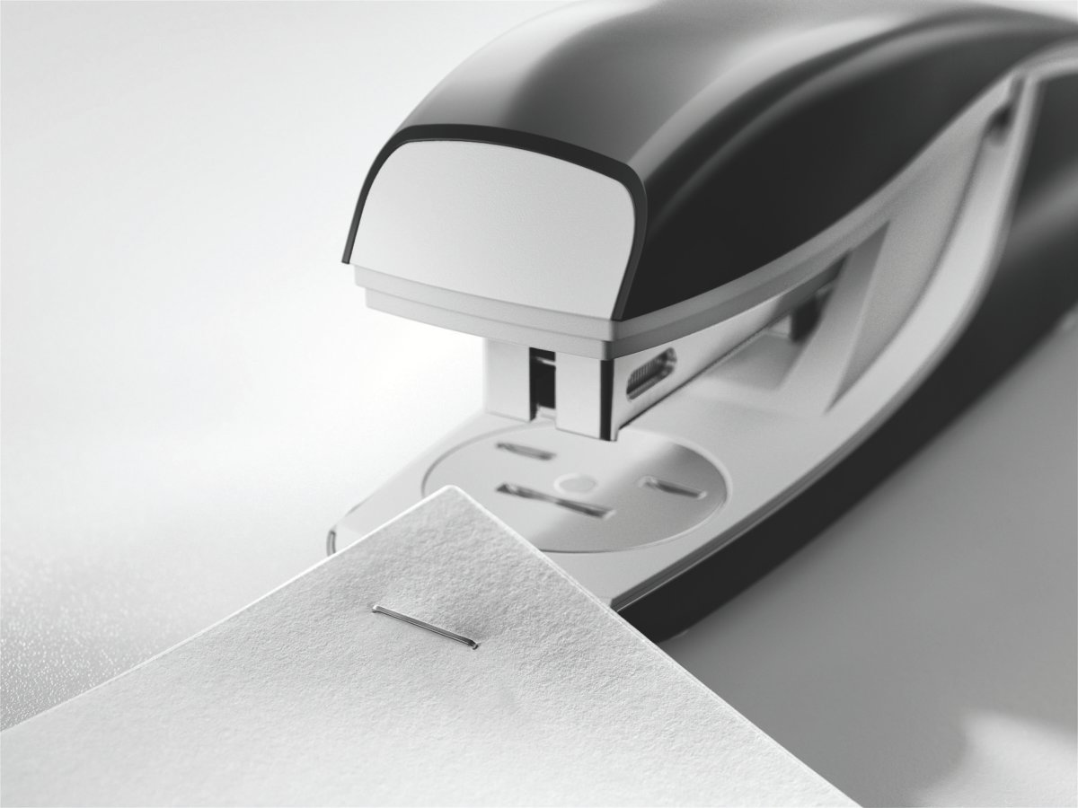 Leitz 5502 häftapparat, röd