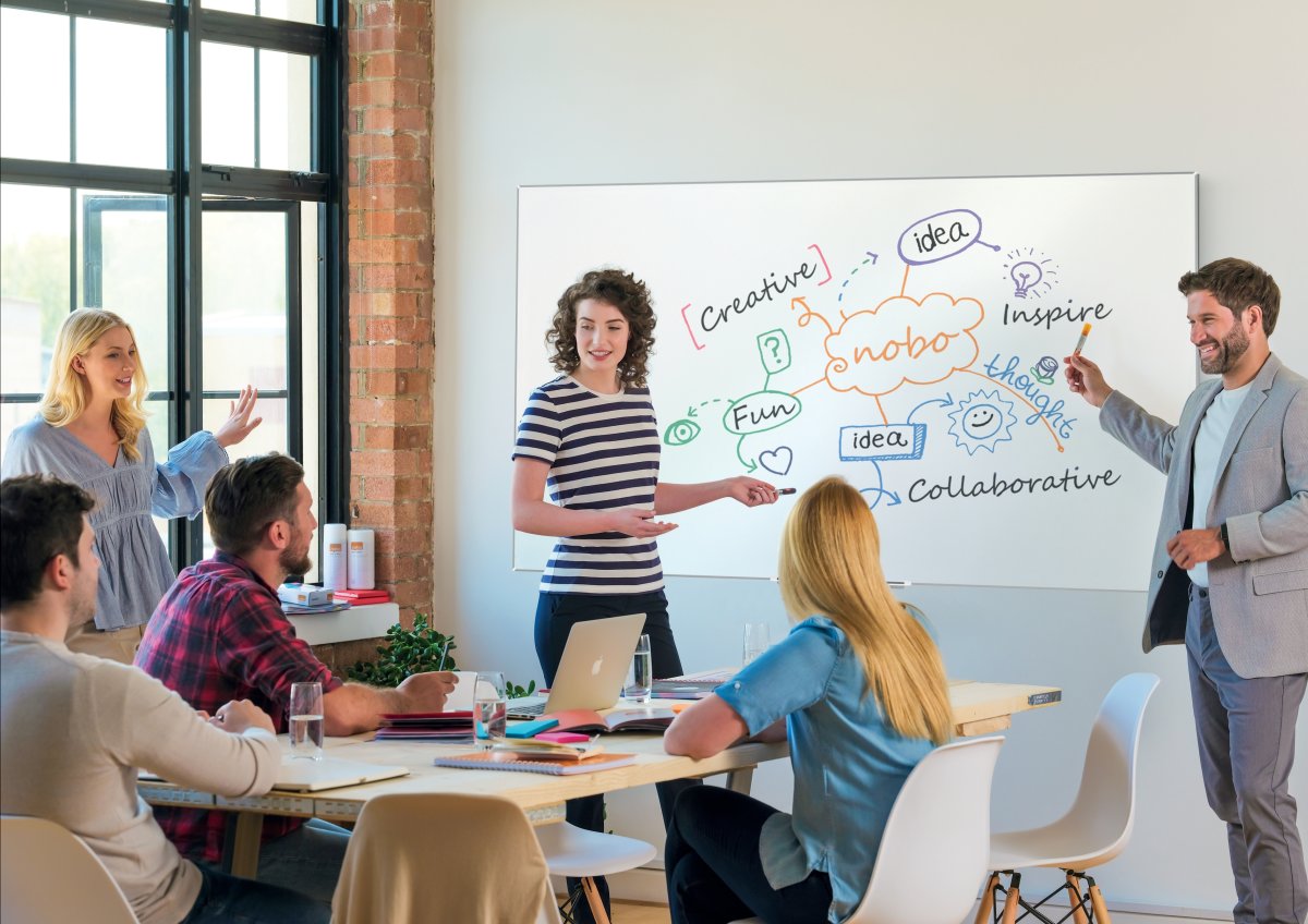 Widescreen Whiteboard Nobo NanoClean i vitt 70"