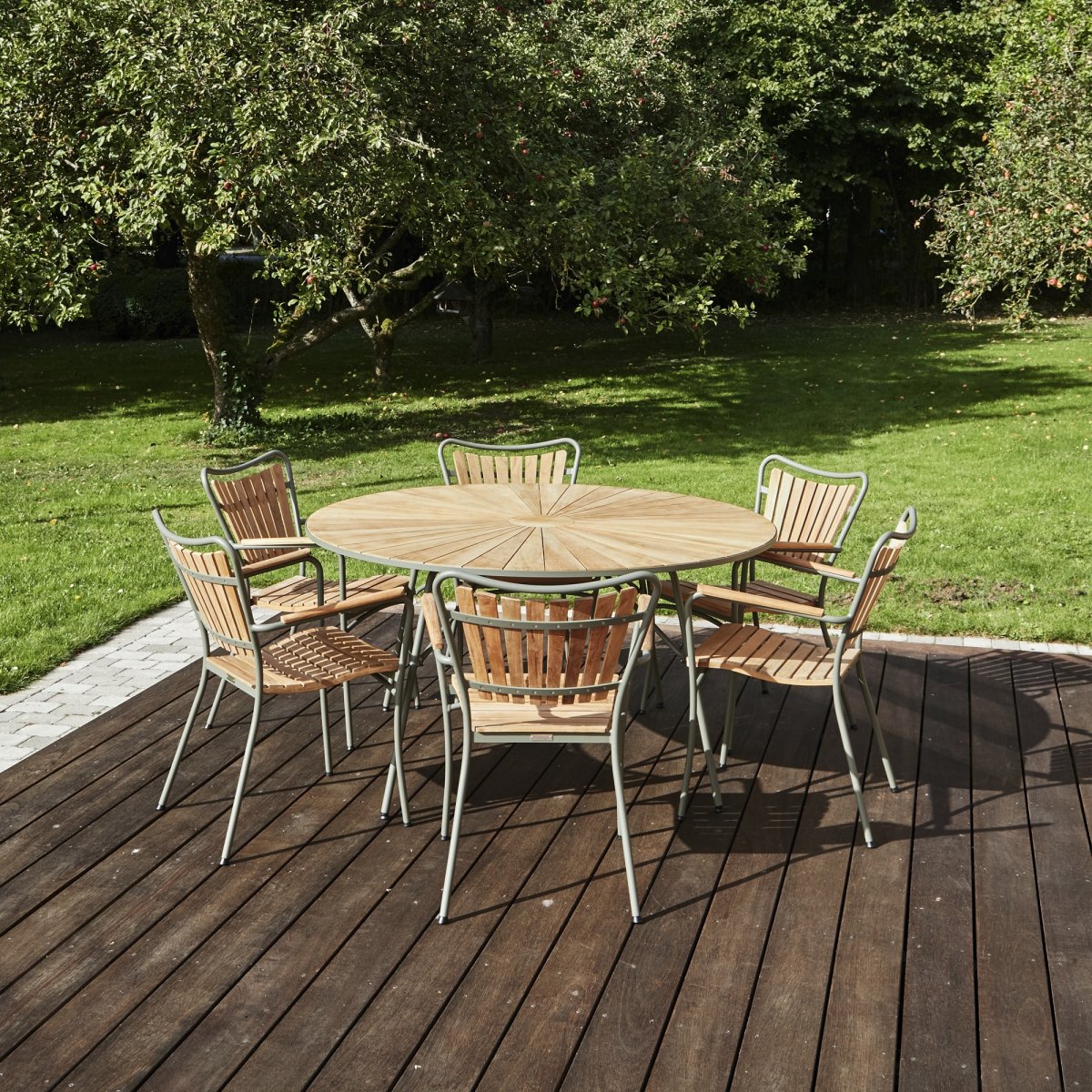 Marguerit trädgårdsbord/ø140cm + 6 stolar/Olivgrön