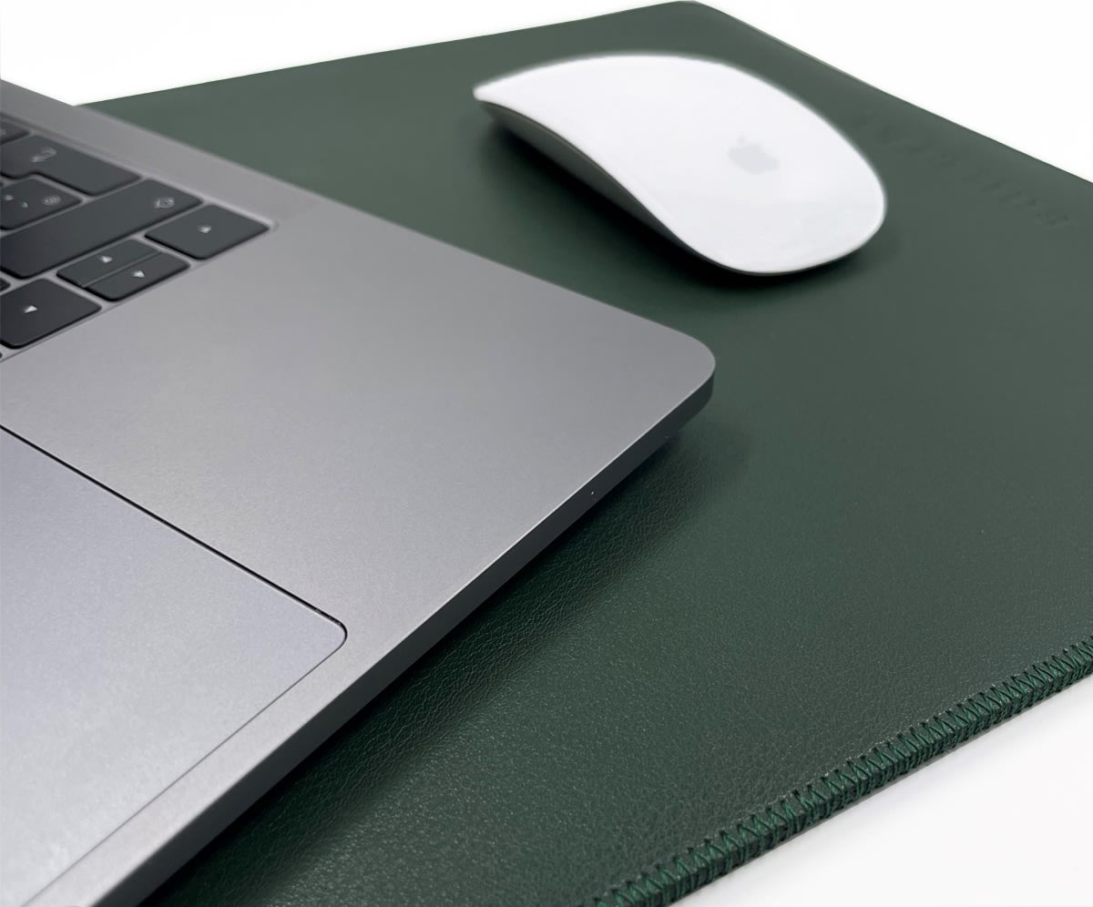 Philbert Ultra Slim Sleeve med rem för Macbook 15"