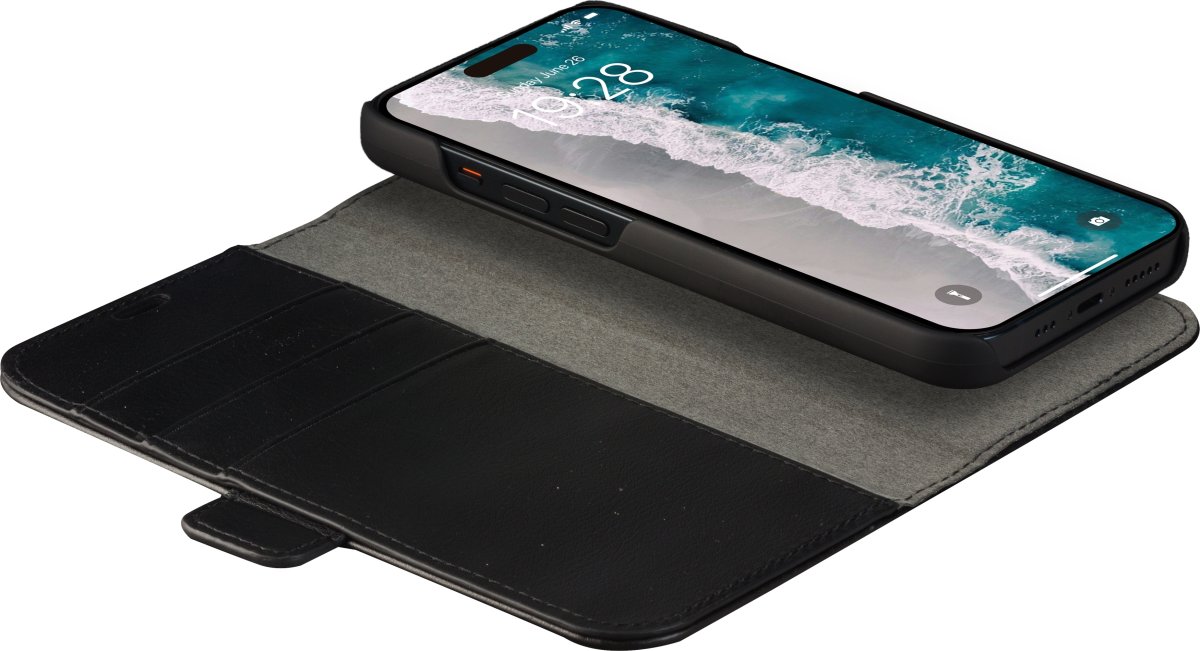 dbramante1928 Stockholm iPhone 15-fodral, svart