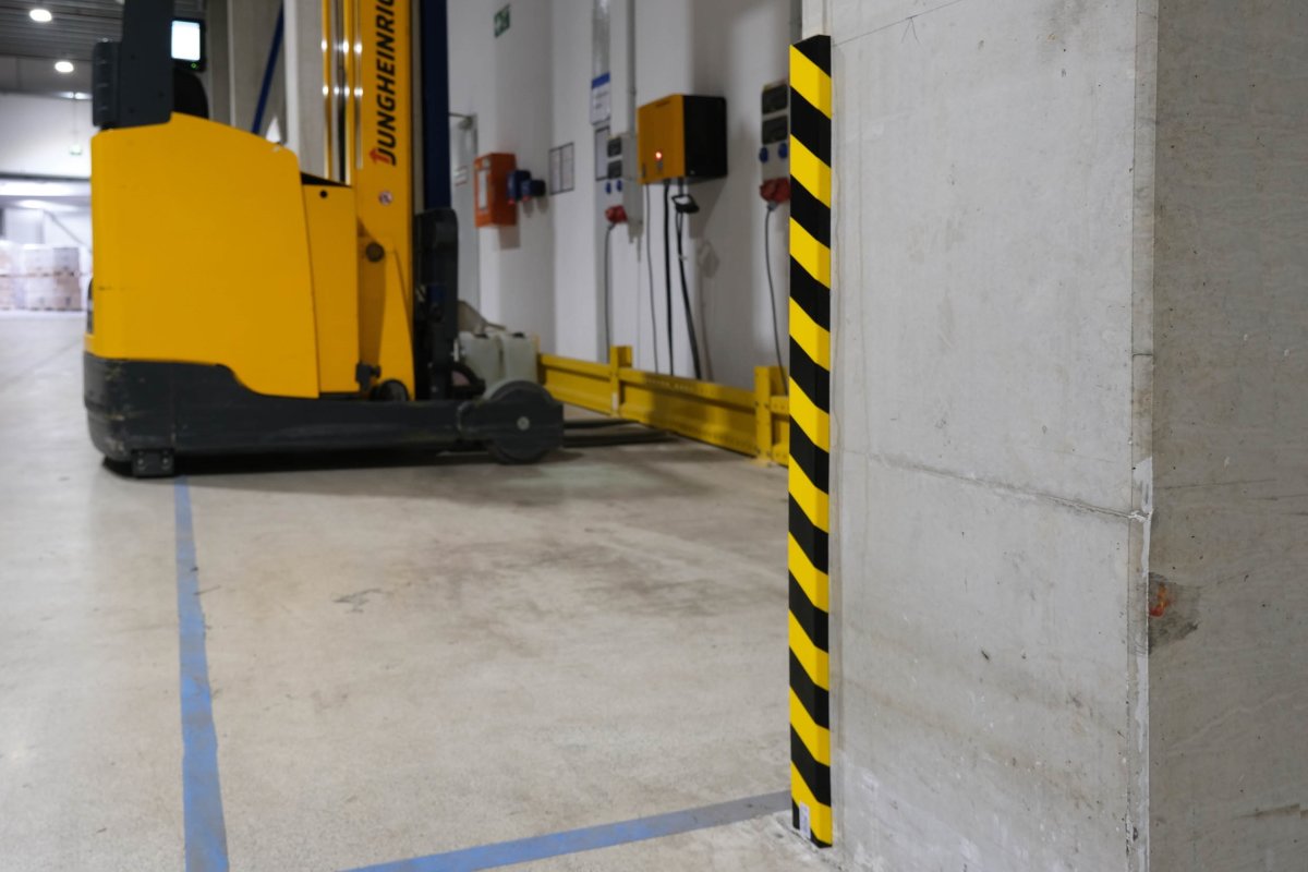 Durable väggskydd S20, gul/svart