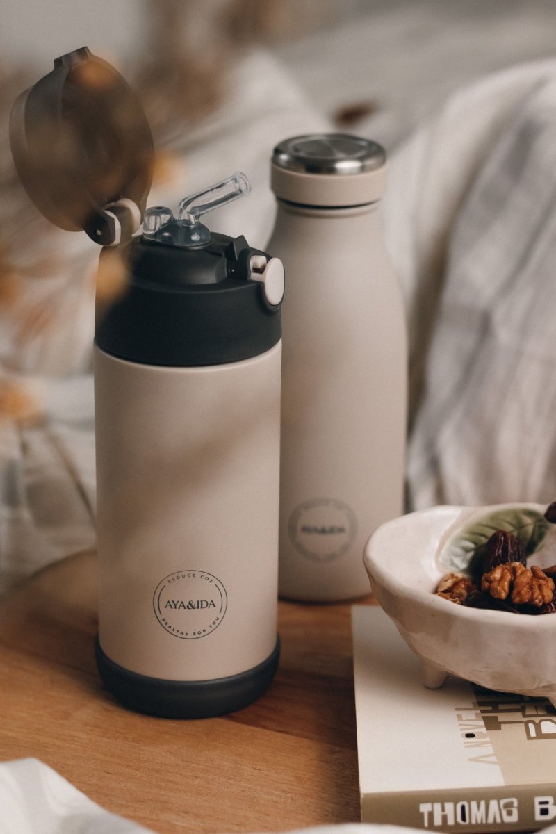 AYA&IDA Sugrörsflaska för barn, 350 ml, Beige