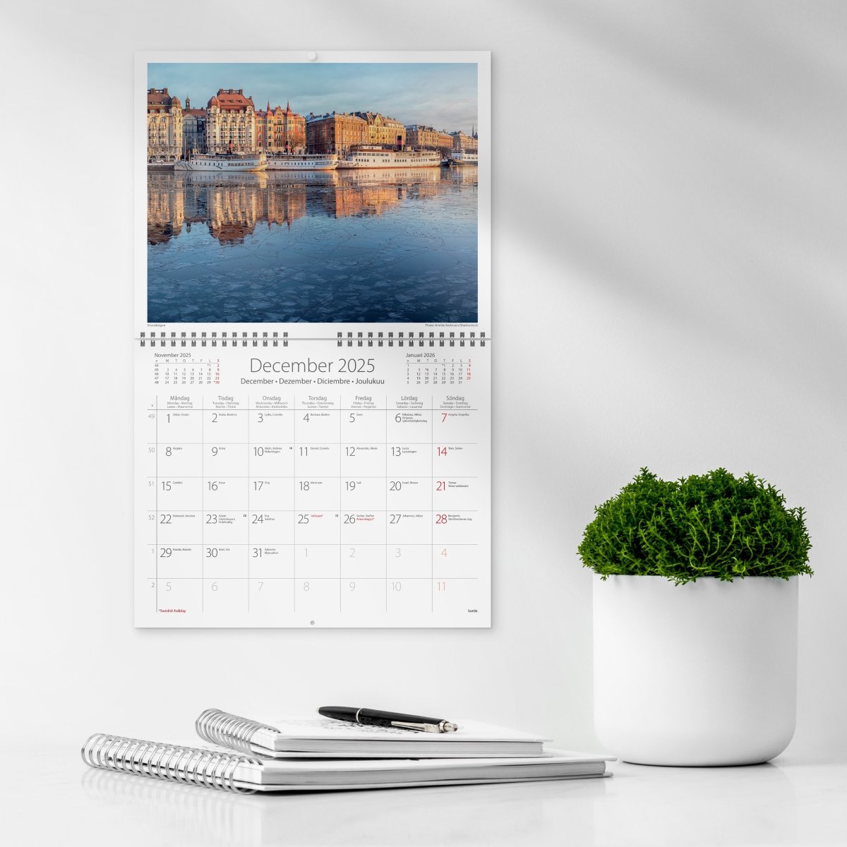 Burde 2025 Väggkalender, Stockholm