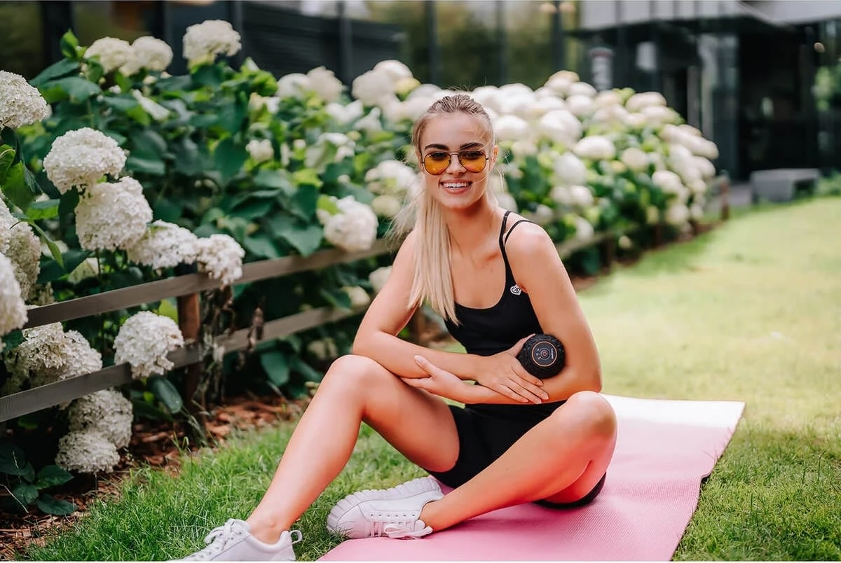 Medivon foam Body Roller "Trio", svart