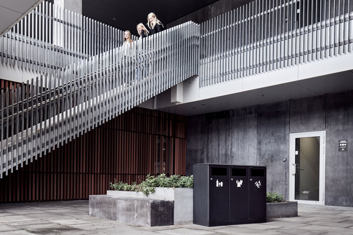 Bica 713 Avfallsstation för utomhusbruk 3x100 L