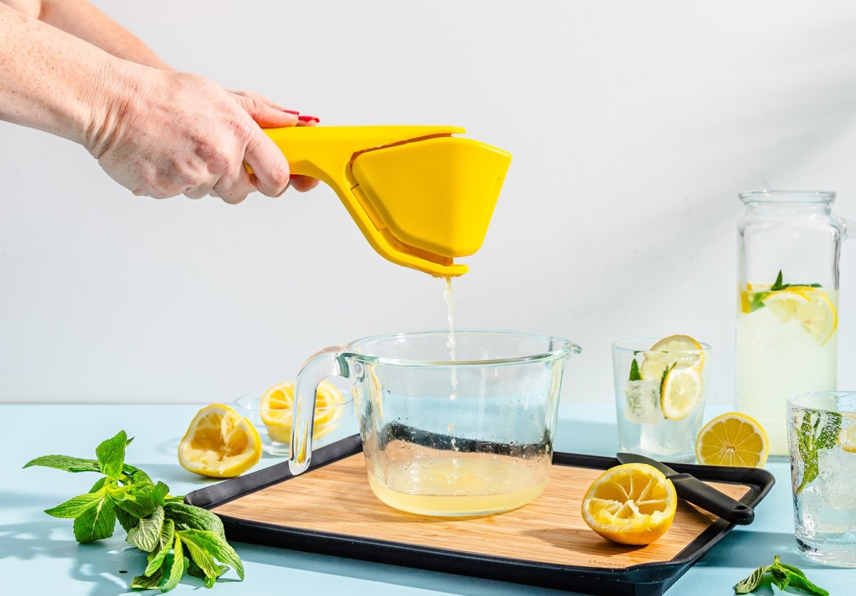 Dreamfarm Fluicer citronpress, 25cm, gul