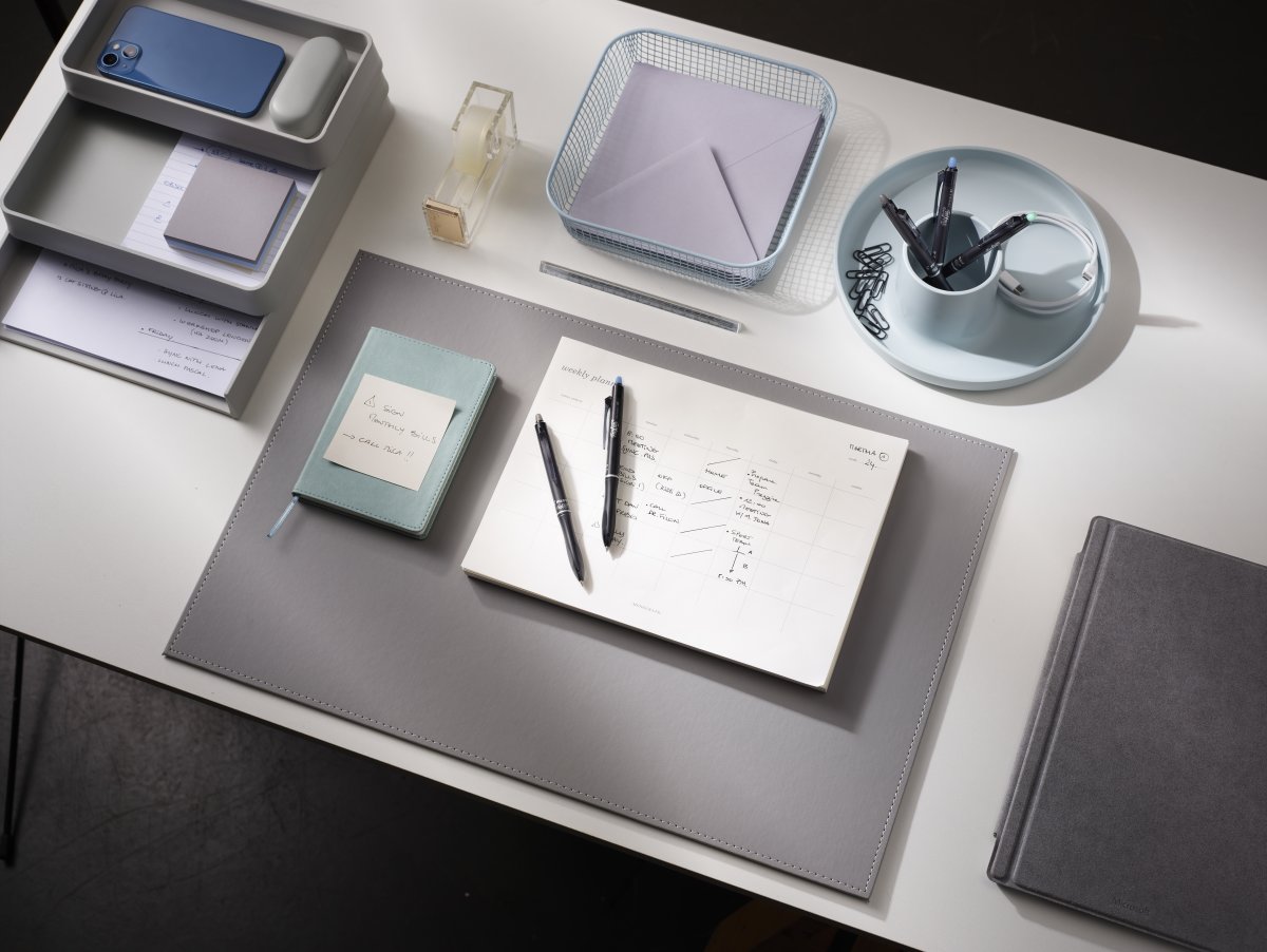 Pilot Frixion Ball+ Rollerball penna | M | Svart