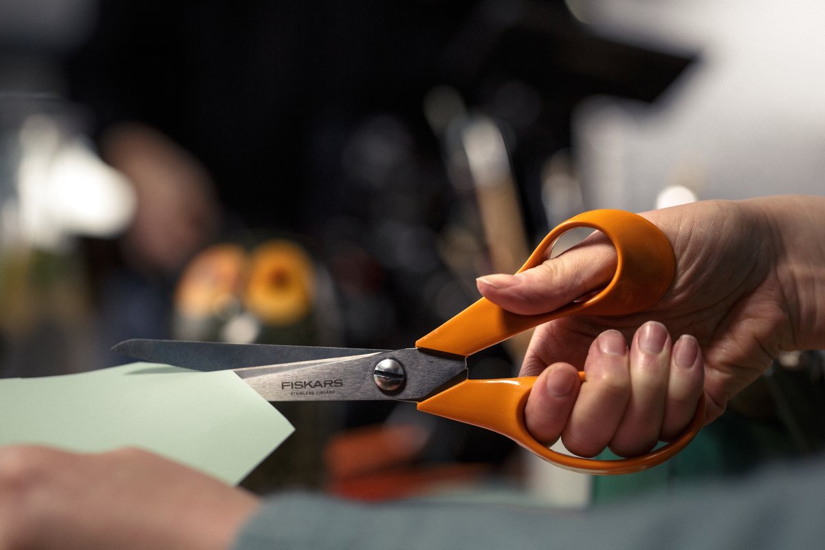 Fiskars Classic universalsax, 21 cm
