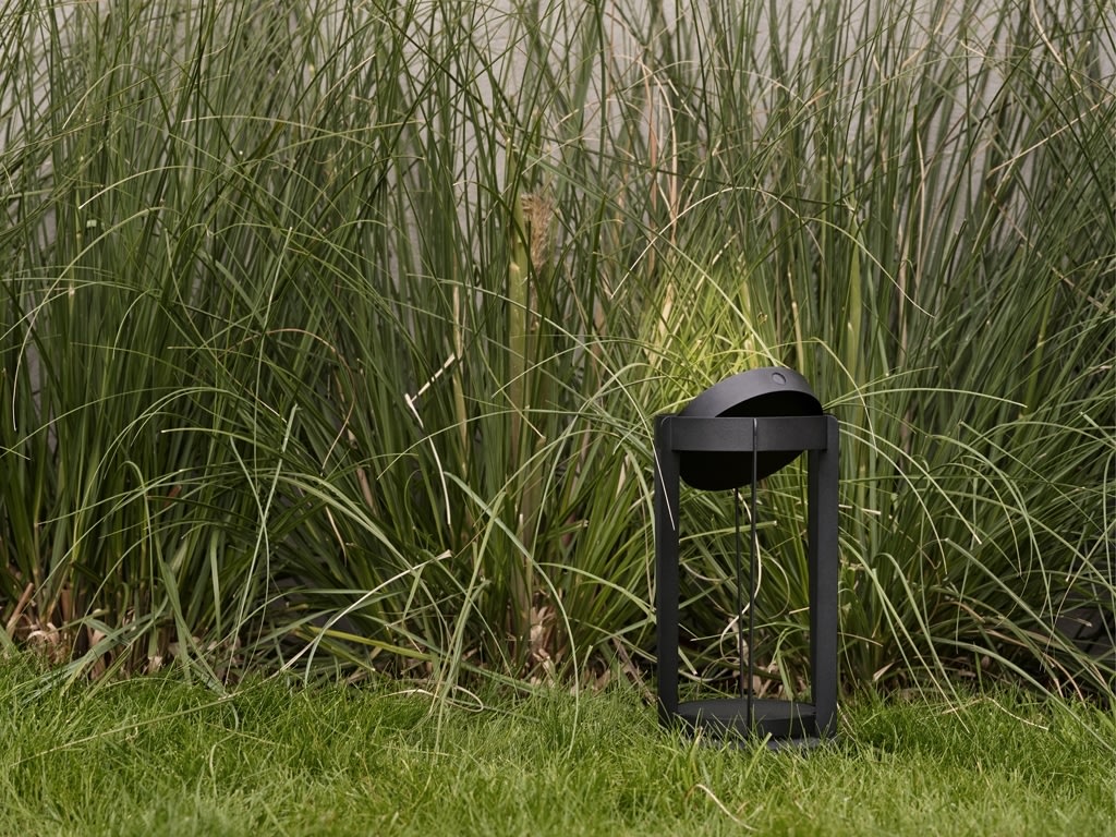Zone Firefly LED-lykta, Ø19 x H30 cm, svart