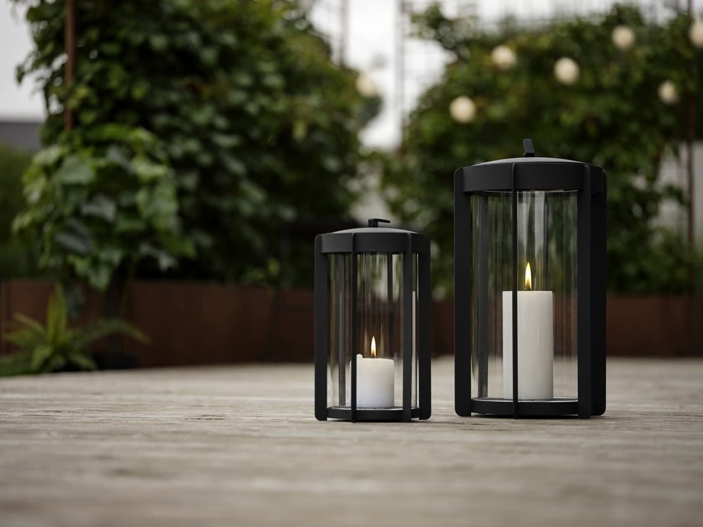 Zone Firefly Lykta, med glas, H25 cm, svart stål