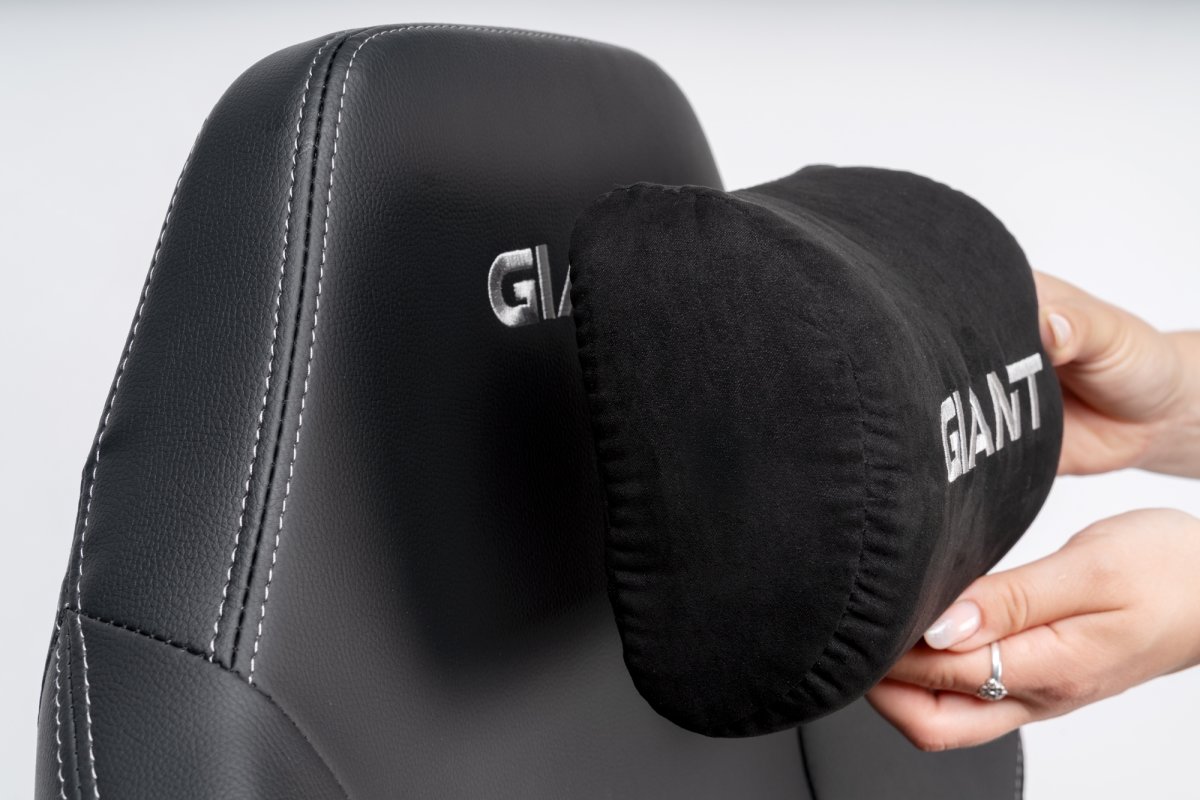 GIANT Pro Gamerstol, svart