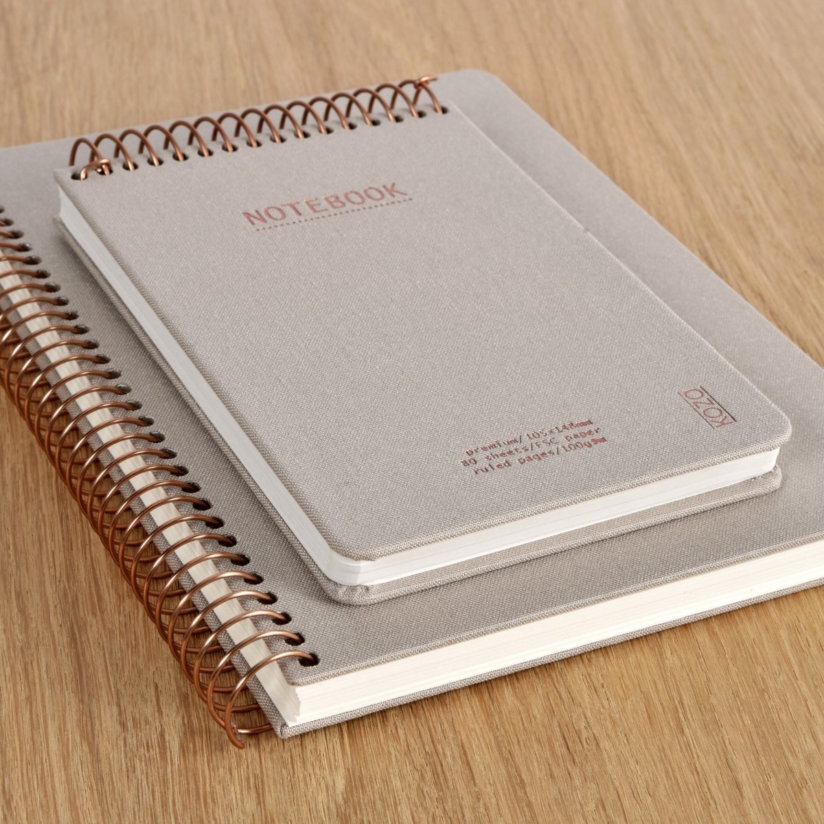 Kozo Premium Anteckningsbok | A4 | Linjerat | Sand