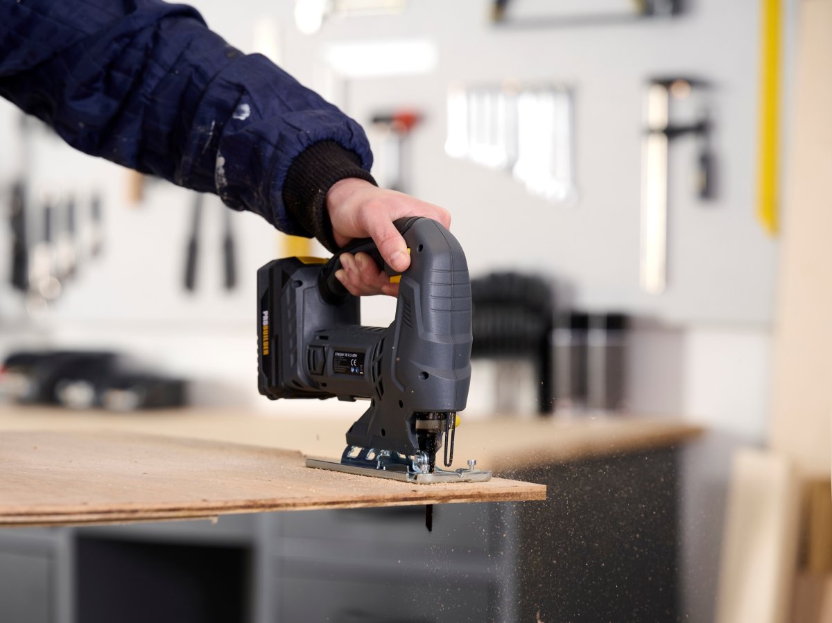 Probuilder 18V Batteridriven sticksåg