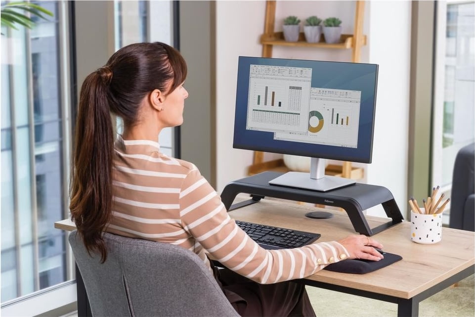 Fellowes Hana monitorstativ, svart