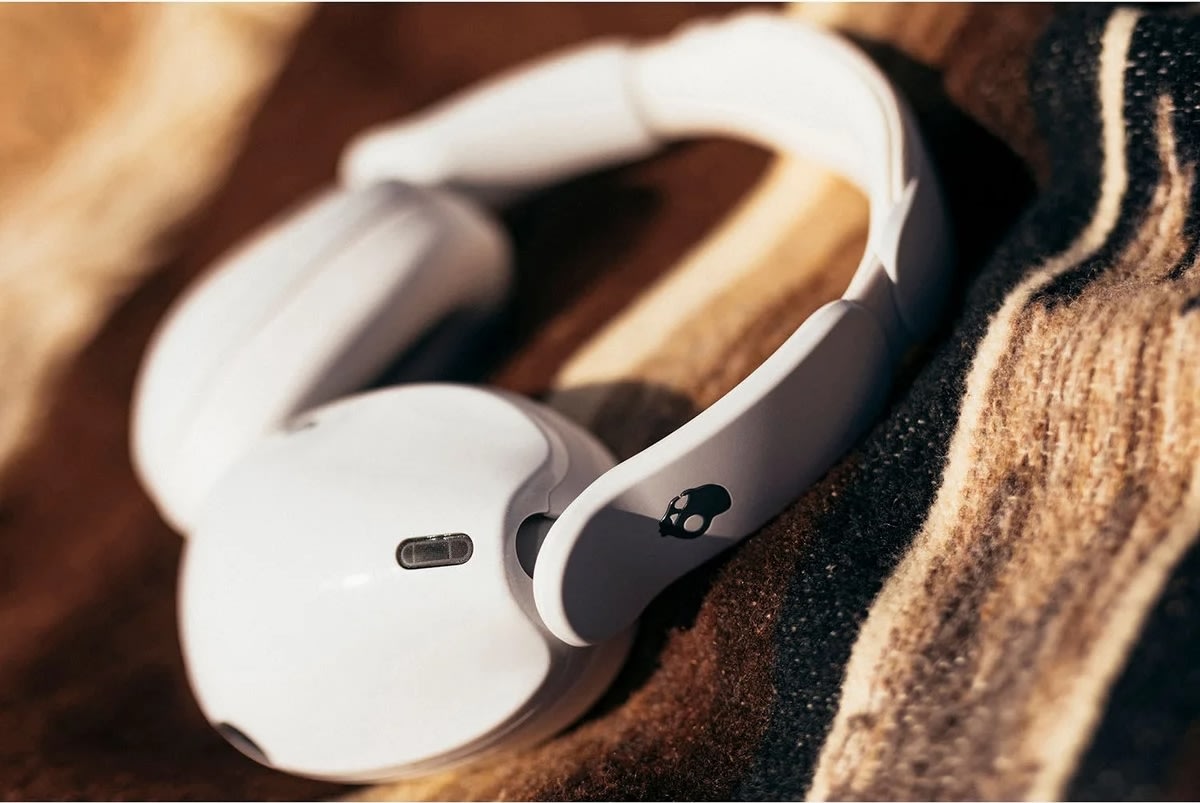 Skullcandy Hörlurar hesh 540 ANC bone, vit