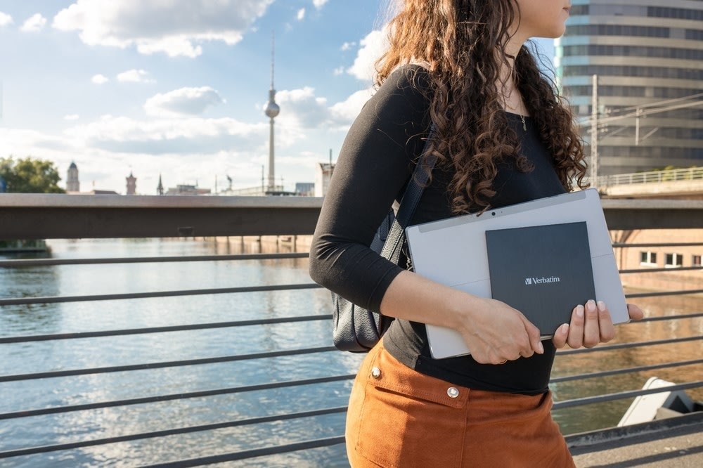 Verbatim Slank extern CD/DVD-brännare med USB-C